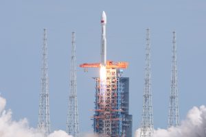 Baidu ще пусне захранвани с изкуствен интелект смарт очила като достъпен съперник на „Ray-Bans“ на Meta · TechNode