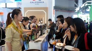 Говори се, че гигантът за търговия на дребно в дома Haier ще придобие медийната платформа за автомобили Autohome · TechNode