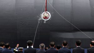 Дяволът в детайлите, докато САЩ се съгласяват на южнокорейска ядрена подводница