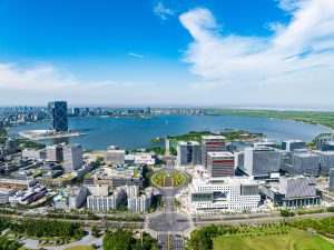 Шанхайският курс на Lin-gang се превръща в център за иновации от световна класа