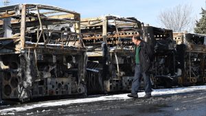 Размириците в Иран усложняват индийската политика „съседството на първо място“.