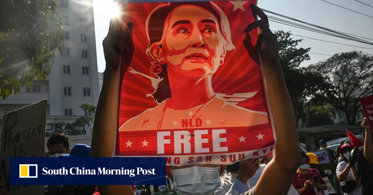 Хунтата в Мианмар печели мястото на Аун Сан Су Чи