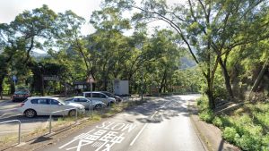 Велосипедист в Хонконг загина, след като се блъсна в бордюр на прословутия Bride’s Pool Road