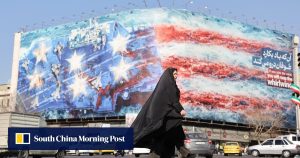 Китай казва на гражданите да се махнат от Иран „възможно най-скоро“, тъй като страховете от удар на САЩ нарастват