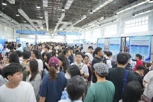 Пазарът на труда в Китай е стабилен през 2025 г. с 5,2% процент на градска безработица